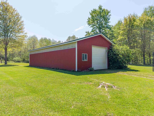 6720 N Rodgers Avenue, Harrison, MI 48625