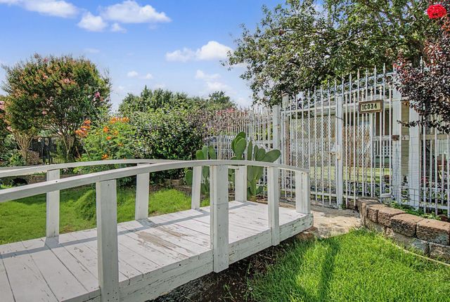 10034 Alfred Lane, Houston, TX 77041