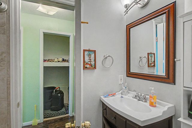 10034 Alfred Lane, Houston, TX 77041