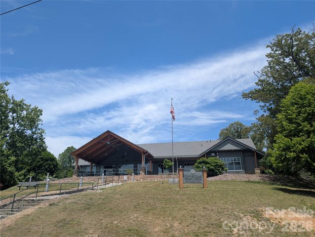 133 Highland Street, Weaverville, NC 28787