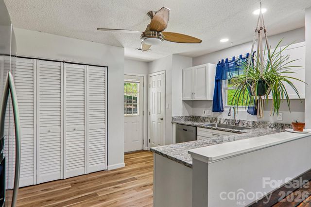 133 Highland Street, Weaverville, NC 28787