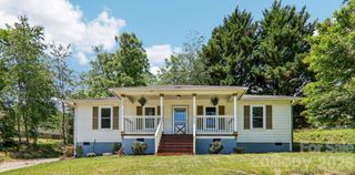 133 Highland Street, Weaverville, NC 28787