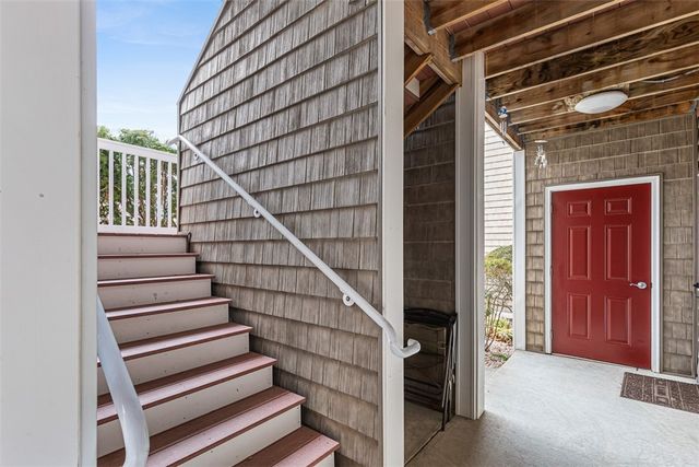 70 Turner Street D-2, Warwick, RI 02886