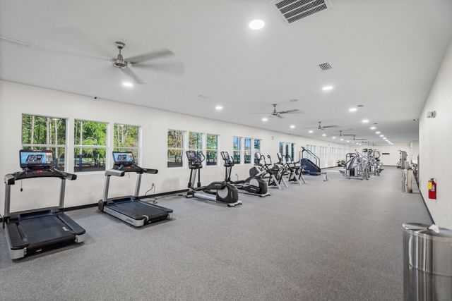112 E CAPTAIN FRITZ WAY, Freeport, FL 32439