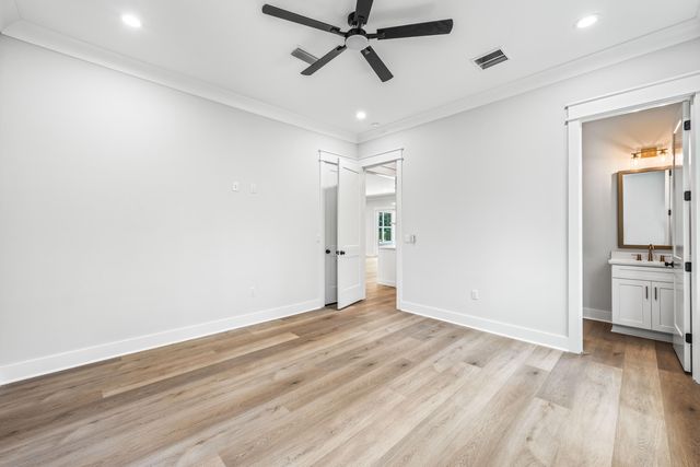 112 E CAPTAIN FRITZ WAY, Freeport, FL 32439