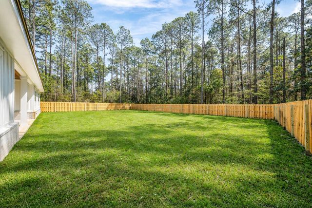 112 E CAPTAIN FRITZ WAY, Freeport, FL 32439