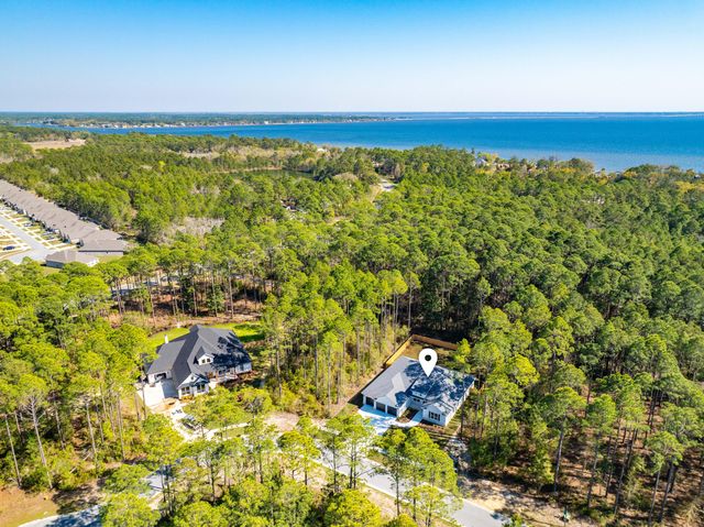 112 E CAPTAIN FRITZ WAY, Freeport, FL 32439