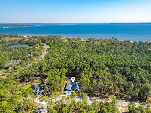 112 E CAPTAIN FRITZ WAY, Freeport, FL 32439
