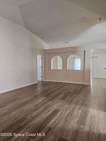 1736 Vista Lake Circle, Melbourne, FL 32904