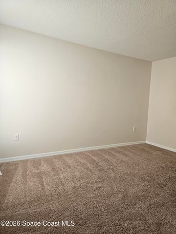 1736 Vista Lake Circle, Melbourne, FL 32904