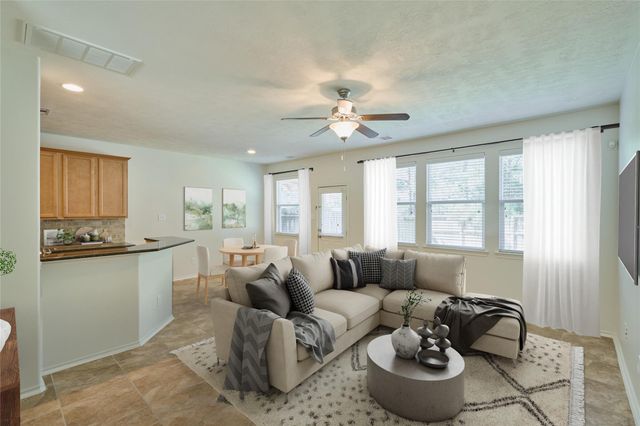 327 Bloomhill Place, Magnolia, TX 77354