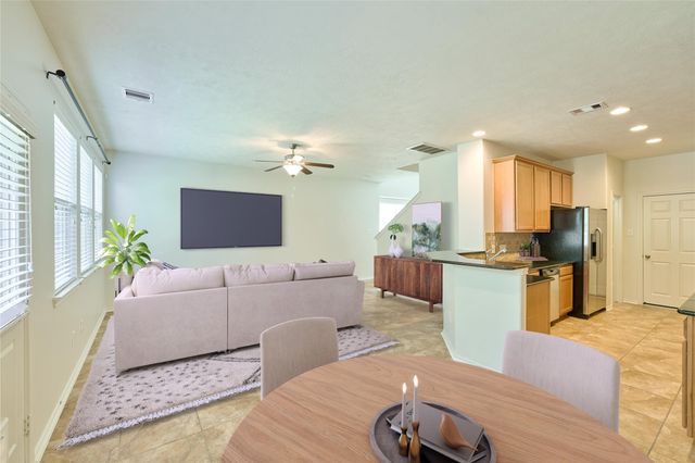 327 Bloomhill Place, Magnolia, TX 77354