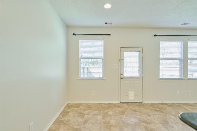 327 Bloomhill Place, Magnolia, TX 77354
