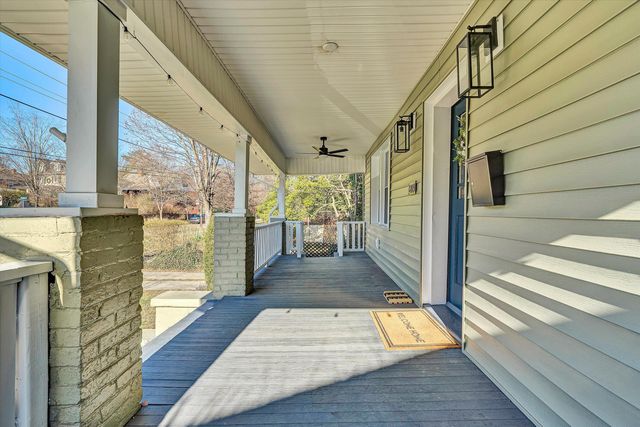 2031 Sherwood AVE, Roanoke, VA 24015