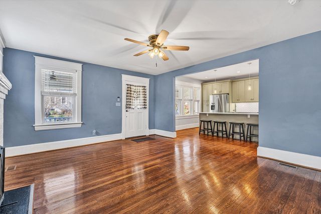 2031 Sherwood AVE, Roanoke, VA 24015