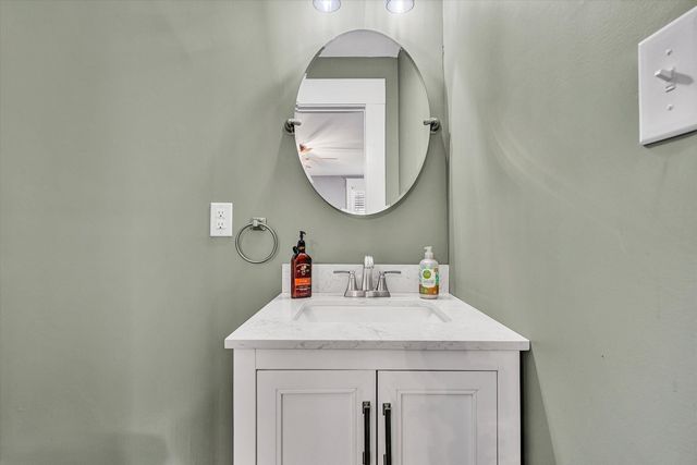 2031 Sherwood AVE, Roanoke, VA 24015