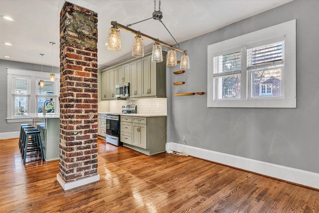 2031 Sherwood AVE, Roanoke, VA 24015