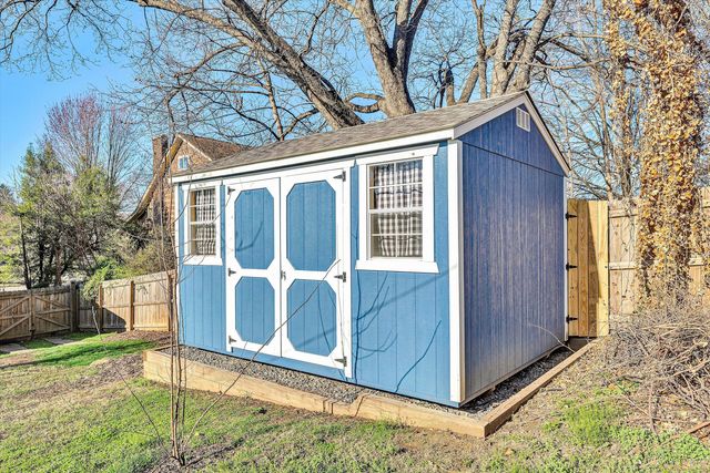 2031 Sherwood AVE, Roanoke, VA 24015