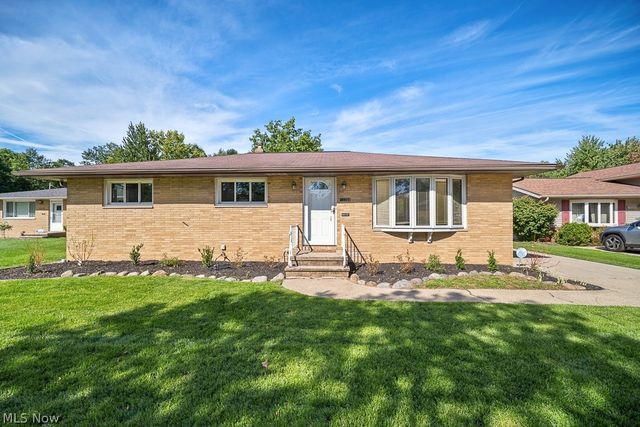 11254 Gordon Drive, Parma, OH 44130