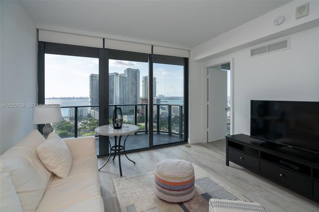 121 NE 34th St 2505, Miami, FL 33137
