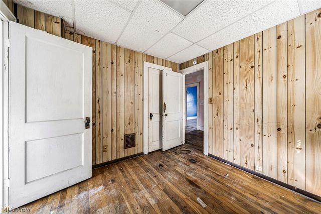 4229 Gifford Avenue, Cleveland, OH 44109