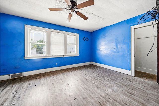 4229 Gifford Avenue, Cleveland, OH 44109