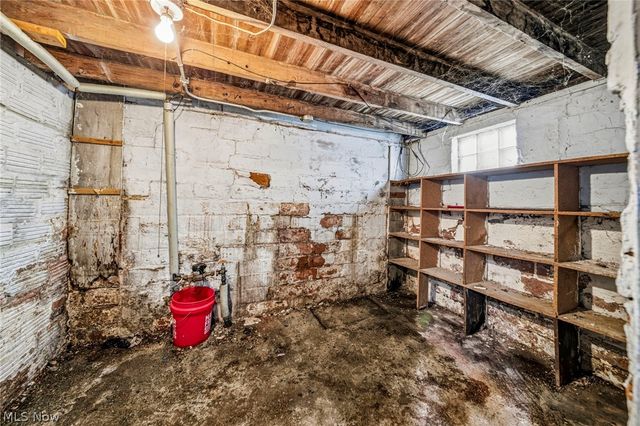 4229 Gifford Avenue, Cleveland, OH 44109