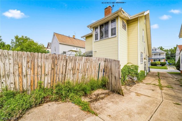 4229 Gifford Avenue, Cleveland, OH 44109