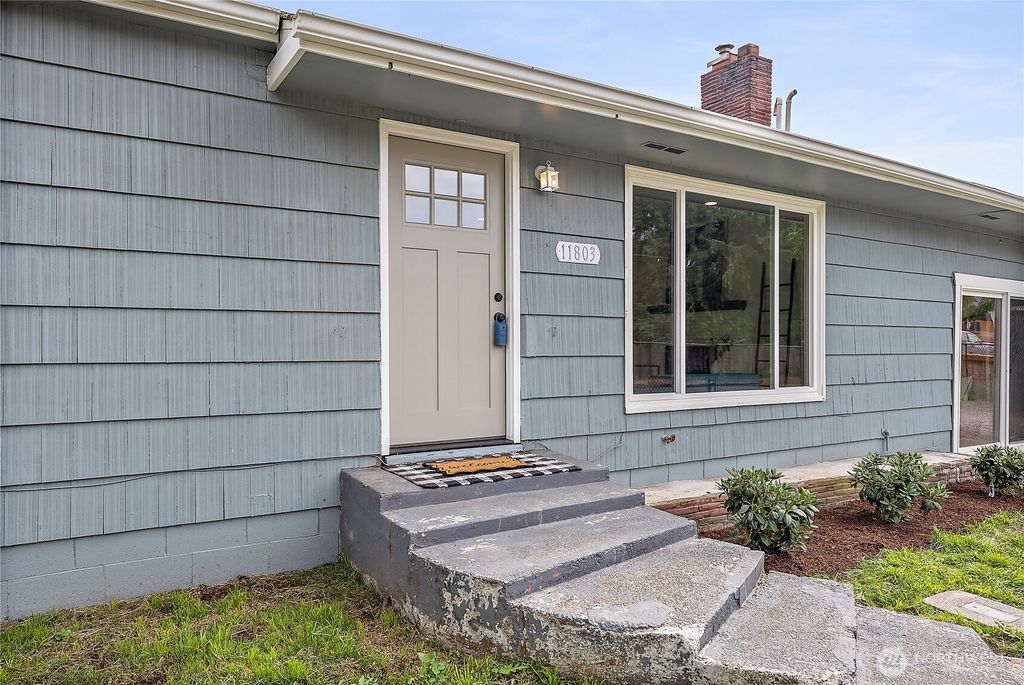 11803 C Street S, Parkland, WA 98444