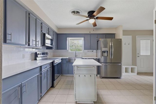 212 Andrew Mouhot Road, Ragley, LA 70657