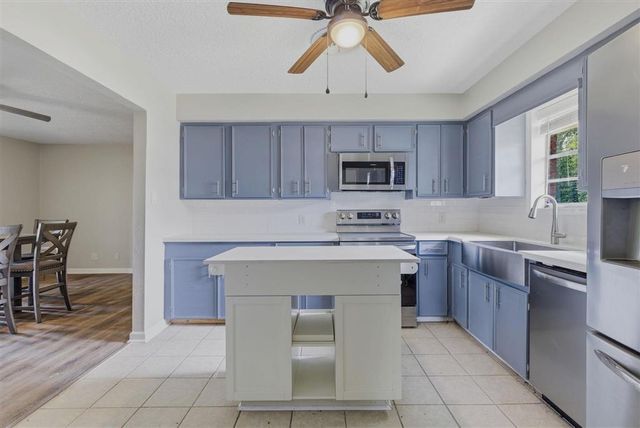 212 Andrew Mouhot Road, Ragley, LA 70657