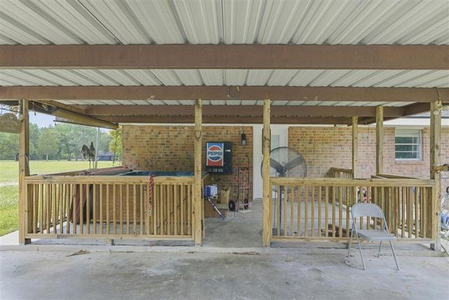 212 Andrew Mouhot Road, Ragley, LA 70657