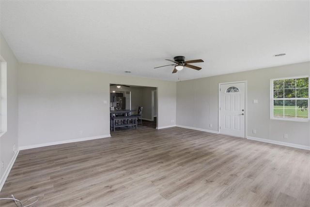 212 Andrew Mouhot Road, Ragley, LA 70657
