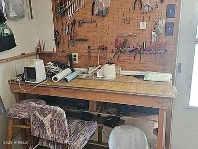 2760 S Royal Palm Road 113, Apache Junction, AZ 85119