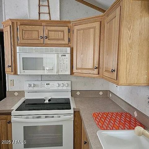 2760 S Royal Palm Road 113, Apache Junction, AZ 85119