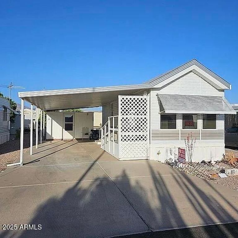 2760 S Royal Palm Road 113, Apache Junction, AZ 85119