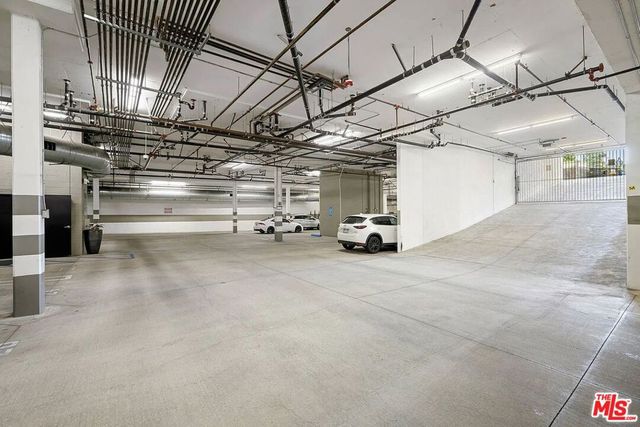 11023 Fruitland Drive 401, Studio City, CA 91604