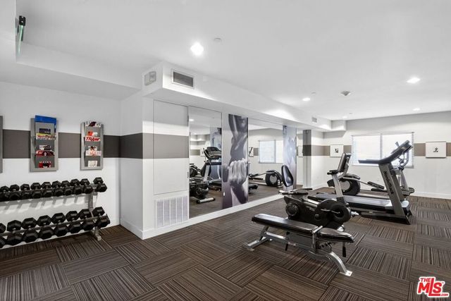 11023 Fruitland Drive 401, Studio City, CA 91604