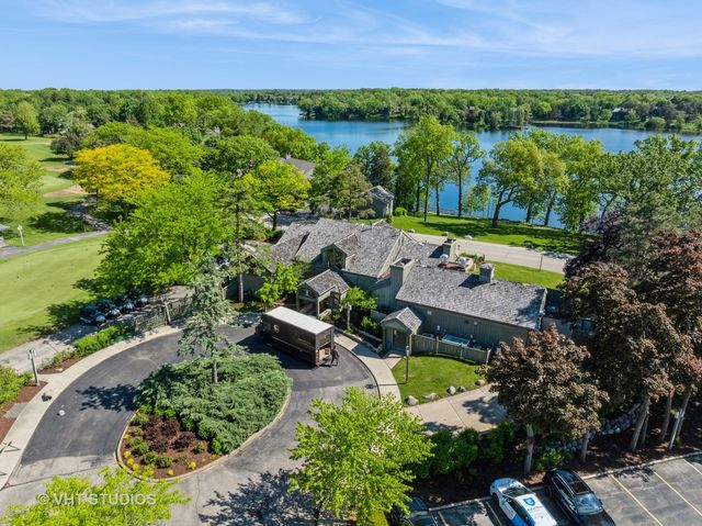 97 Thornhill Lane D, Lake Barrington, IL 60010