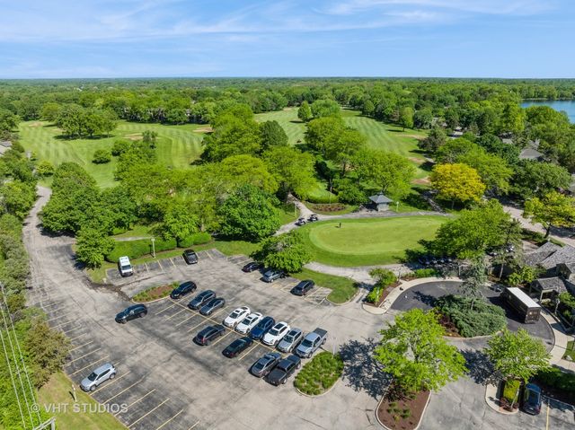 97 Thornhill Lane D, Lake Barrington, IL 60010