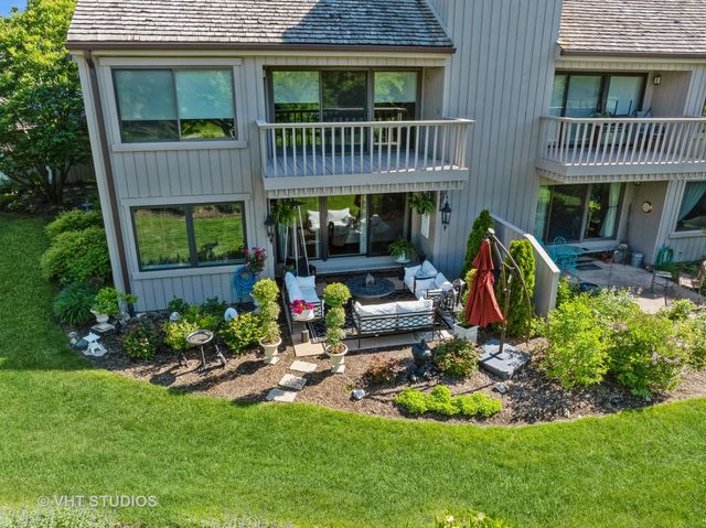 97 Thornhill Lane D, Lake Barrington, IL 60010