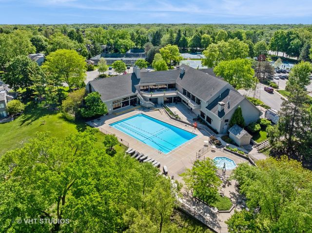 97 Thornhill Lane D, Lake Barrington, IL 60010