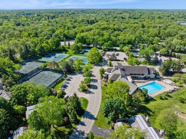 97 Thornhill Lane D, Lake Barrington, IL 60010