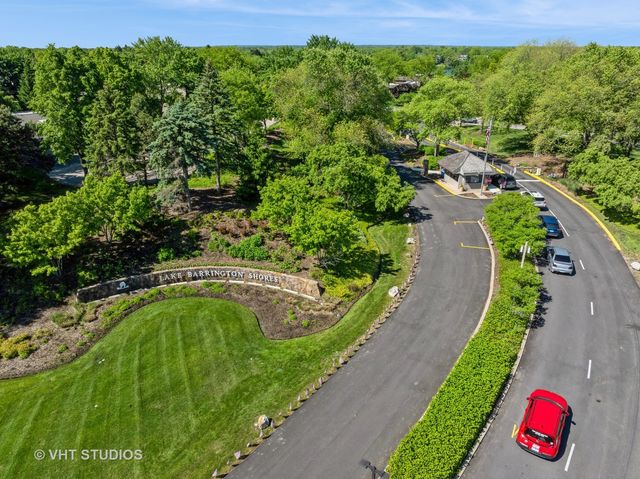 97 Thornhill Lane D, Lake Barrington, IL 60010
