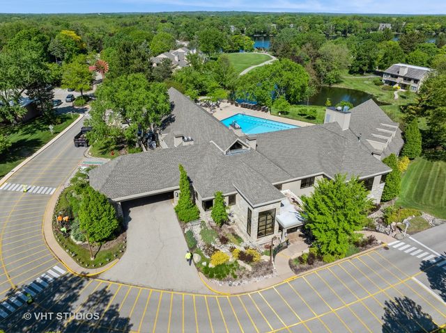 97 Thornhill Lane D, Lake Barrington, IL 60010