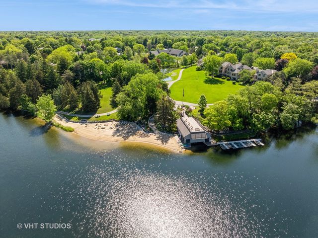 97 Thornhill Lane D, Lake Barrington, IL 60010