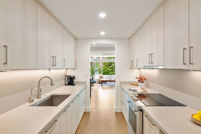 1 Huntington Avenue 204, Boston, MA 02116