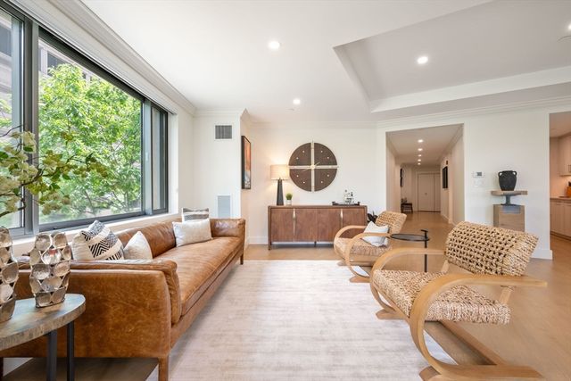 1 Huntington Avenue 204, Boston, MA 02116