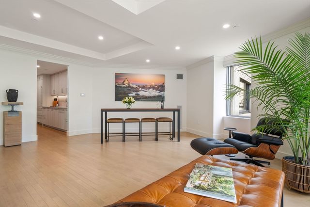 1 Huntington Avenue 204, Boston, MA 02116