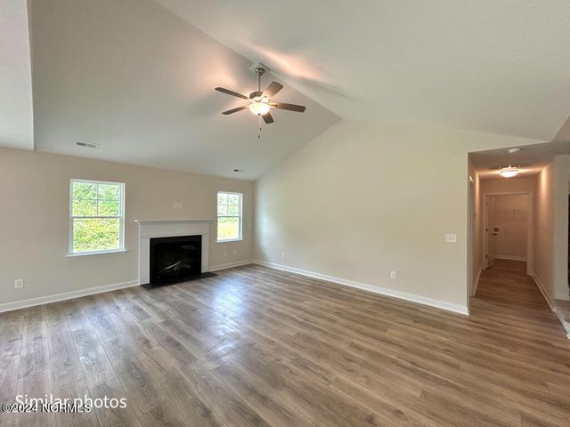 811 N Sandy Shore Court, Holly Ridge, NC 28445